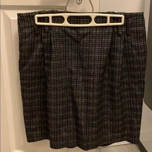 Beautiful Woman’s Plaid Merona Skirt🌸